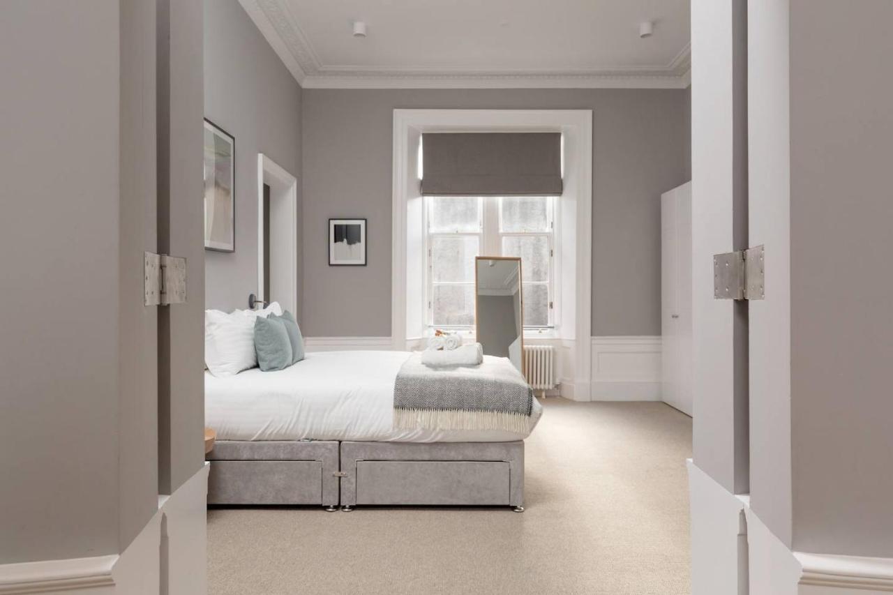 Joivy Spacious And Bright 1Bed Apt, Short Walk From Princes Street エディンバラ エクステリア 写真