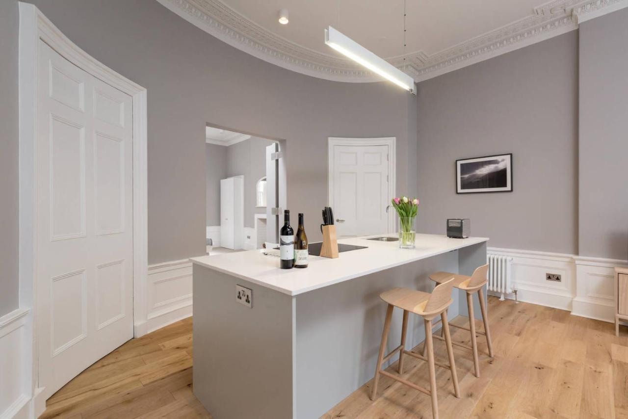 Joivy Spacious And Bright 1Bed Apt, Short Walk From Princes Street エディンバラ エクステリア 写真