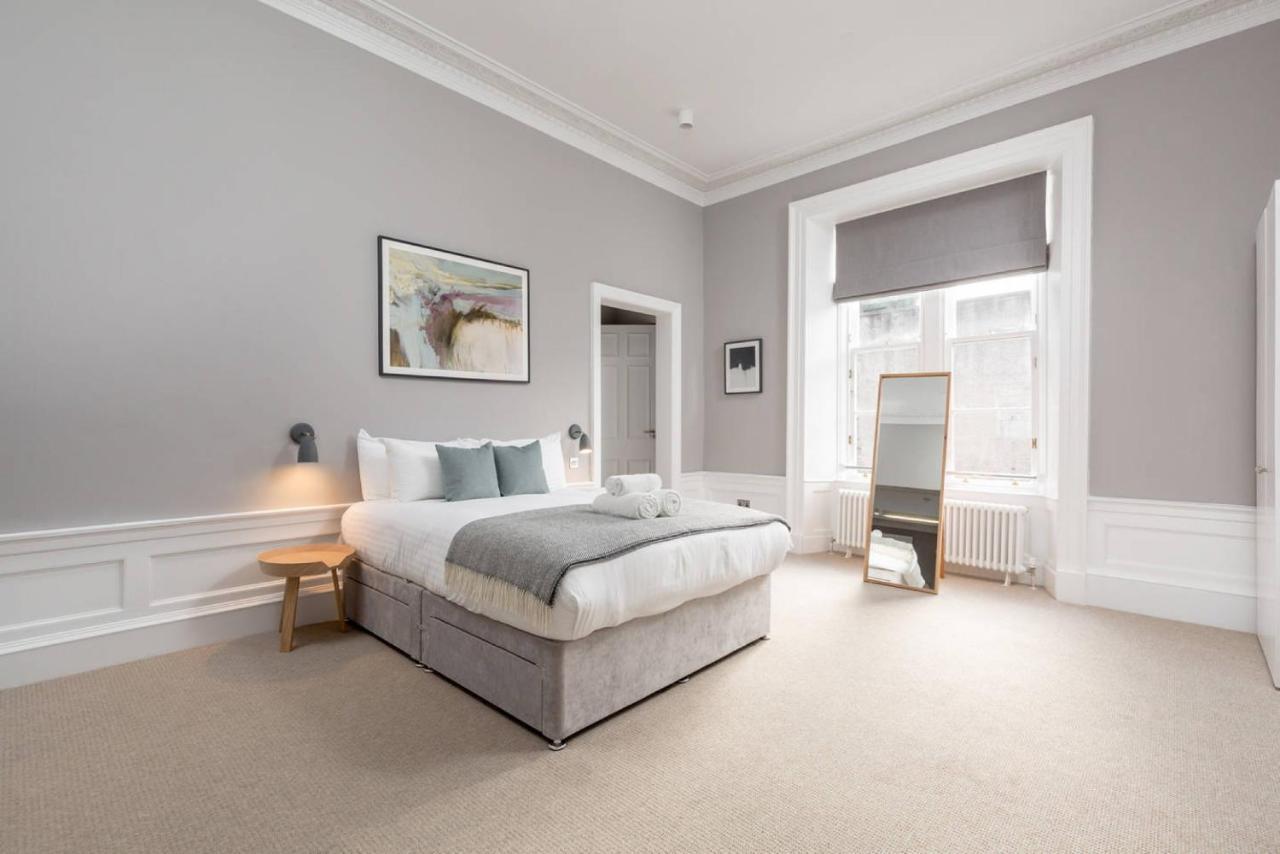 Joivy Spacious And Bright 1Bed Apt, Short Walk From Princes Street エディンバラ エクステリア 写真